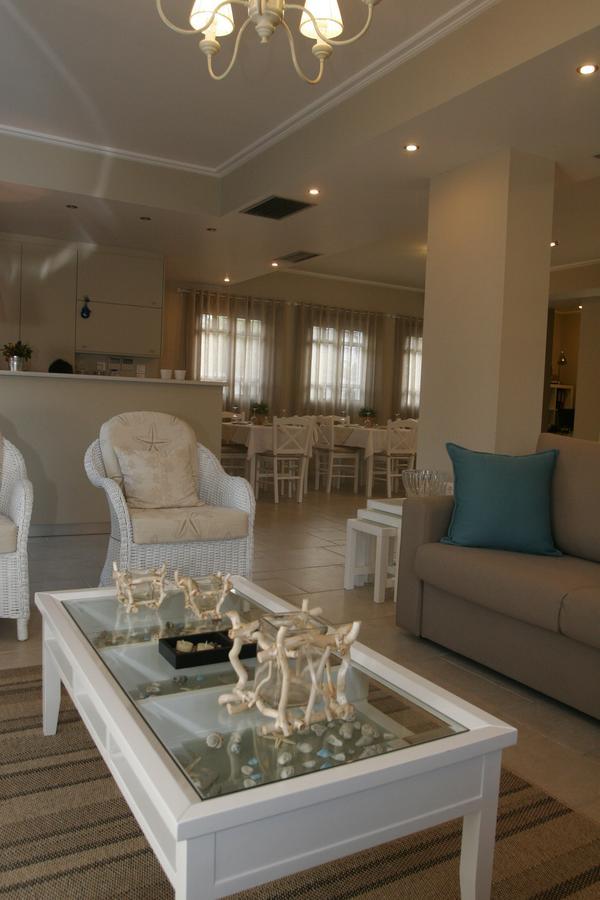 Boutique Hotel Iasmos Trizonia Exterior photo